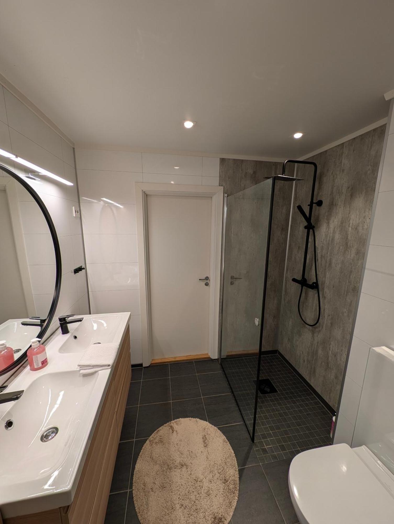 Reine City Apartment Buitenkant foto